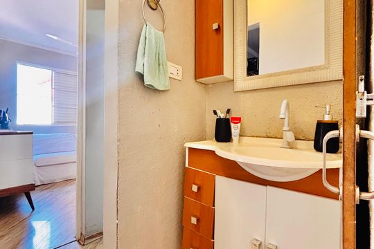 Banheiro de apartamento à venda com 2 quartos, 45m² em Conceicao, Osasco