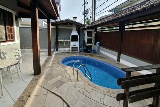 Área externa de casa de condomínio à venda com 3 quartos, 200m² em Vargem Grande, Rio de Janeiro