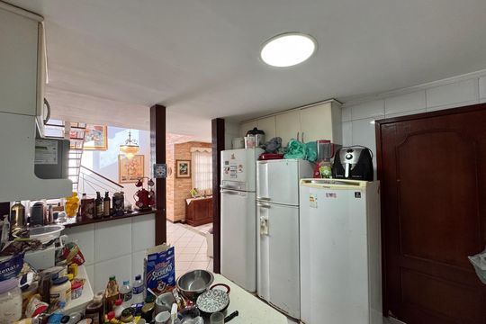 Cozinha de casa de condomínio à venda com 3 quartos, 200m² em Vargem Grande, Rio de Janeiro