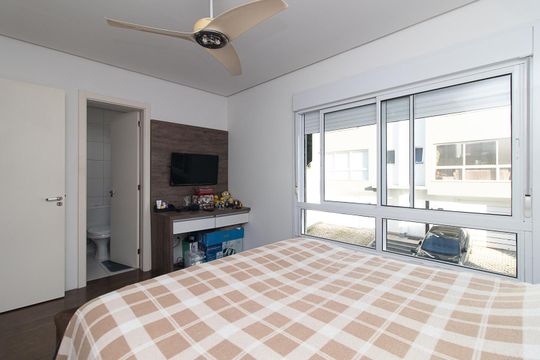Quarto 1 de casa de condomínio à venda com 2 quartos, 120m² em Glória, Porto Alegre