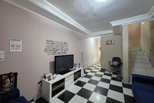 Sala de casa à venda com 3 quartos, 253m² em Parque Sao Vicente, Santo André