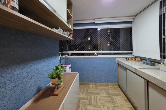 Sacada de apartamento à venda com 2 quartos, 60m² em Vila Valparaíso, Santo André