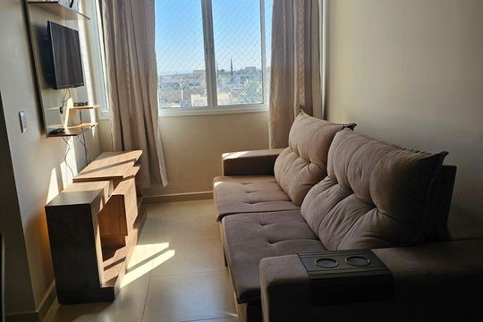 Sala de apartamento para alugar com 2 quartos, 52m² em Aclimação, Uberlândia