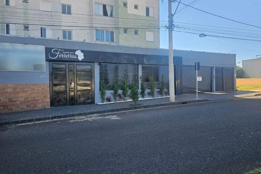 Fachada de apartamento para alugar com 2 quartos, 52m² em Aclimação, Uberlândia