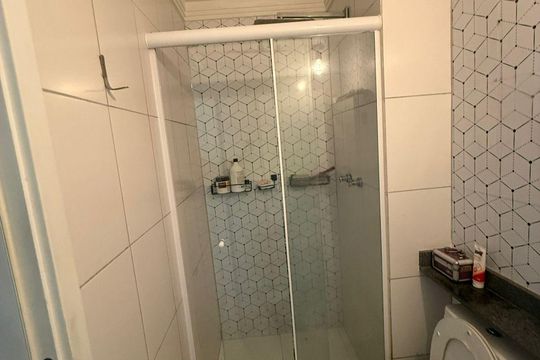 Banheiro de apartamento à venda com 2 quartos, 54m² em City Bussocaba, Osasco