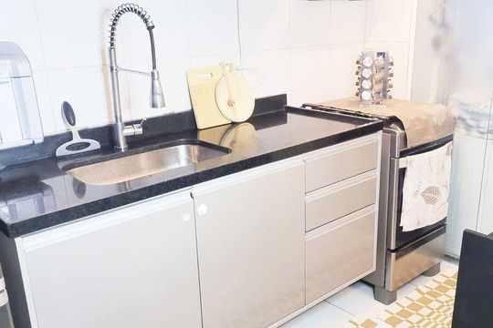 Cozinha de apartamento à venda com 2 quartos, 54m² em City Bussocaba, Osasco