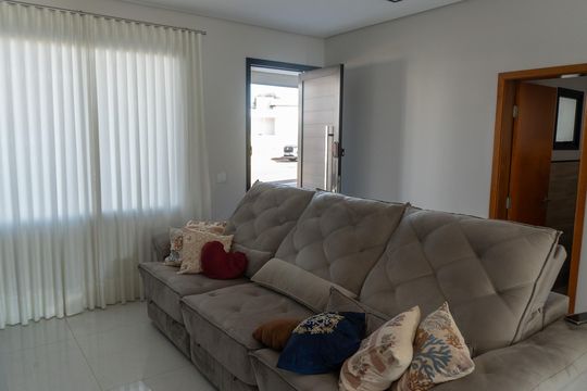 Casa de Condomínio para alugar com 3 quartos, 300m² em Jardim Vista Alegre, Paulínia