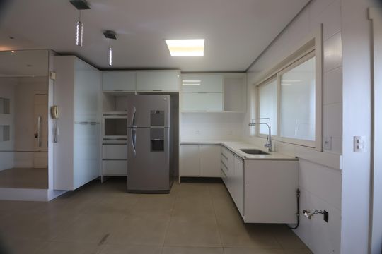 Cozinha - Armários de apartamento à venda com 4 quartos, 304m² em Centro, Canoas