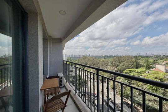 Sacada  de kitnet/studio para alugar com 1 quarto, 33m² em Santo Amaro, São Paulo