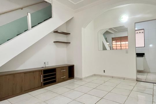 Casa à venda com 2 quartos, 70m² em Santa Ines, Belo Horizonte