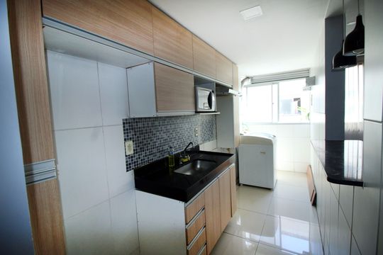 Cozinha de apartamento para alugar com 2 quartos, 50m² em Parada de Lucas, Rio de Janeiro