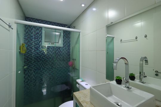 Banheiro Social de apartamento à venda com 2 quartos, 73m² em Jardim, Santo André