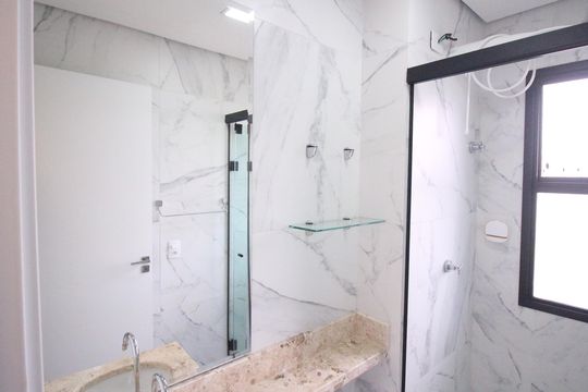 Banheiro de apartamento para alugar com 1 quarto, 31m² em Vila Formosa, São Paulo