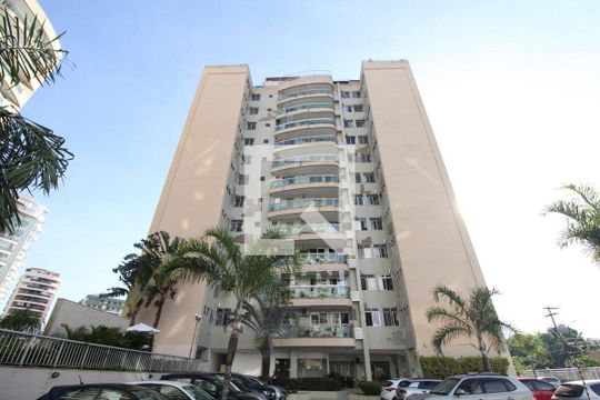 Fachada de apartamento à venda com 2 quartos, 66m² em Barra Olímpica, Rio de Janeiro