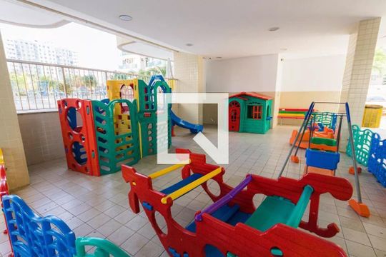 Área externa de apartamento à venda com 2 quartos, 66m² em Barra Olímpica, Rio de Janeiro
