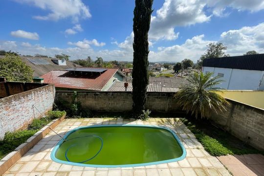 Casa à venda com 4 quartos, 59m² em Feitoria, São Leopoldo