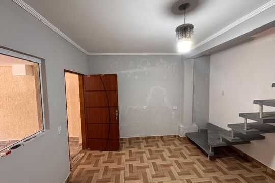 Casa para alugar com 2 quartos, 80m² em Jardim Barbacena, Cotia