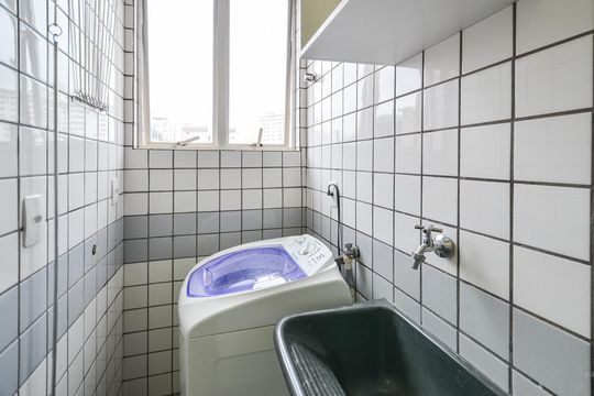 Area de serviço de apartamento para alugar com 2 quartos, 70m² em Santa Efigênia, Belo Horizonte
