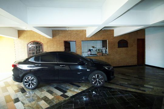 Garagem de casa à venda com 2 quartos, 110m² em Coelho Neto, Rio de Janeiro