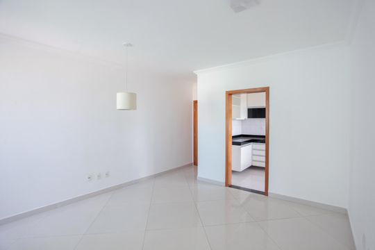 Sala de apartamento à venda com 3 quartos, 81m² em Europa, Contagem