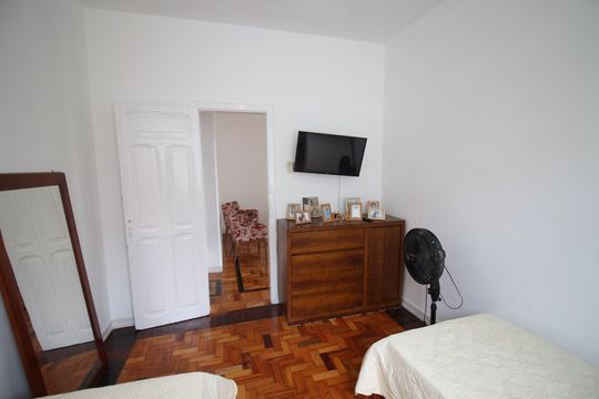 Quarto 2 de casa à venda com 3 quartos, 370m² em Santa Maria, Belo Horizonte