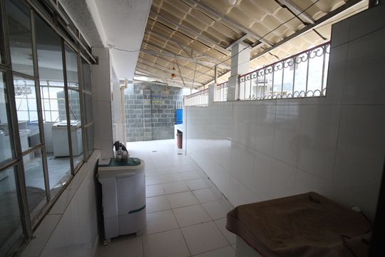 Quintal de casa à venda com 3 quartos, 370m² em Santa Maria, Belo Horizonte