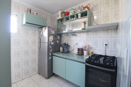 Cozinha de apartamento à venda com 3 quartos, 56m² em Conjunto Habitacional Brigadeiro Faria Lima, São Paulo