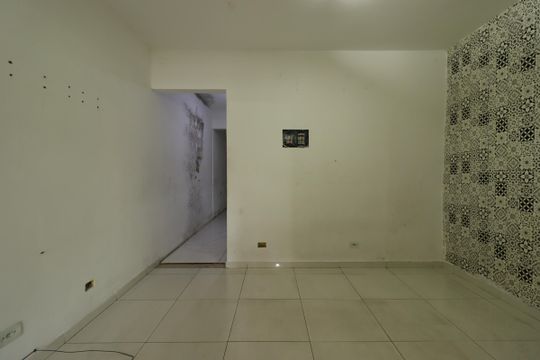 Casa à venda com 4 quartos, 100m² em Tamanduateí 8, Santo André