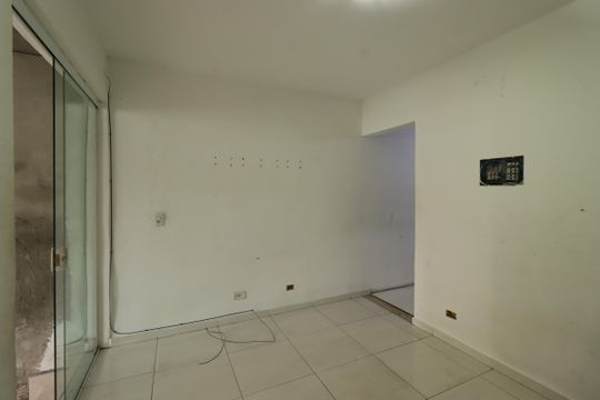 Sala de casa à venda com 4 quartos, 100m² em Tamanduateí 8, Santo André