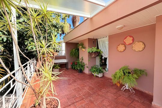 Varanda de casa à venda com 3 quartos, 250m² em Santo Amaro, São Paulo