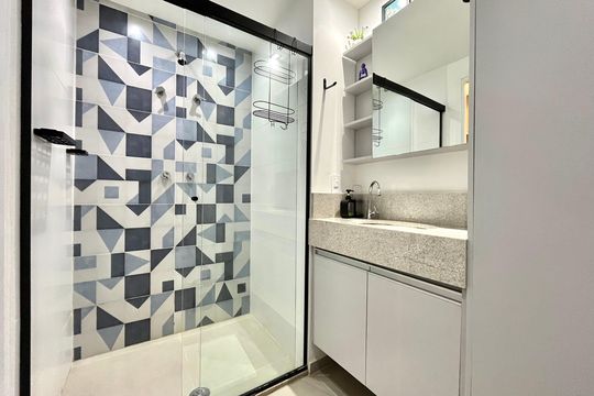 Banheiro de kitnet/studio à venda com 1 quarto, 25m² em Vila da Saúde, São Paulo