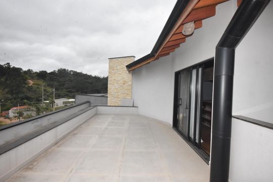 Varanda  de casa à venda com 3 quartos, 201m² em Caxambu, Jundiaí