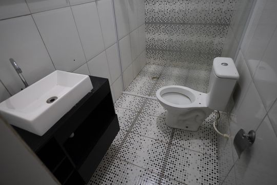 Banheiro 2 de casa à venda com 3 quartos, 120m² em Rochdale, Osasco
