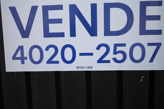 Placa  de casa à venda com 3 quartos, 120m² em Rochdale, Osasco