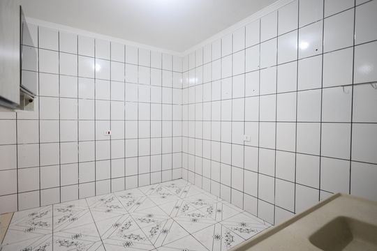 Cozinha 2 de casa à venda com 3 quartos, 120m² em Rochdale, Osasco