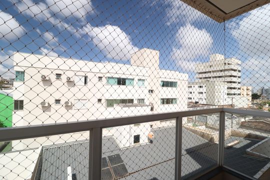 Sacada de apartamento para alugar com 2 quartos, 56m² em Santa Mônica, Uberlândia