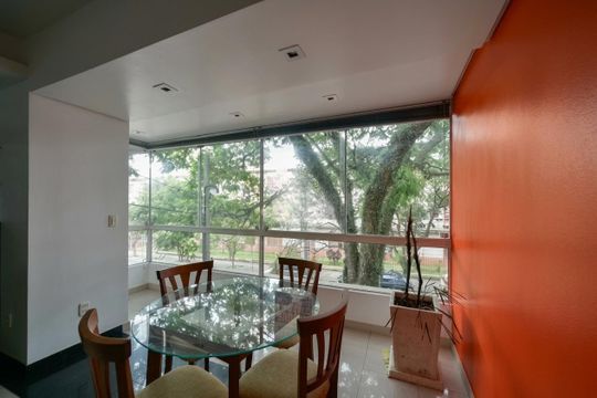 Sala de apartamento para alugar com 2 quartos, 82m² em Jardim Botânico, Porto Alegre