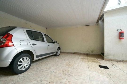 Garagem de apartamento para alugar com 2 quartos, 82m² em Jardim Botânico, Porto Alegre