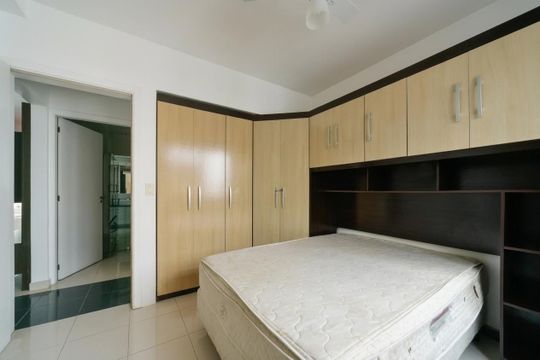 Quarto 1 de apartamento para alugar com 2 quartos, 82m² em Jardim Botânico, Porto Alegre