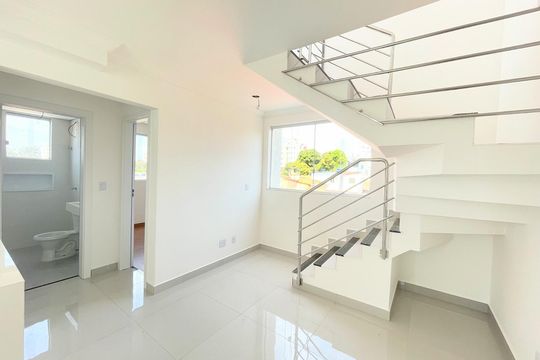 Apartamento à venda com 3 quartos, 85m² em Santa Branca, Belo Horizonte
