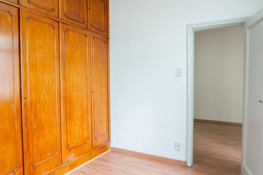 Quarto 1 de apartamento para alugar com 2 quartos, 70m² em Tijuca, Rio de Janeiro