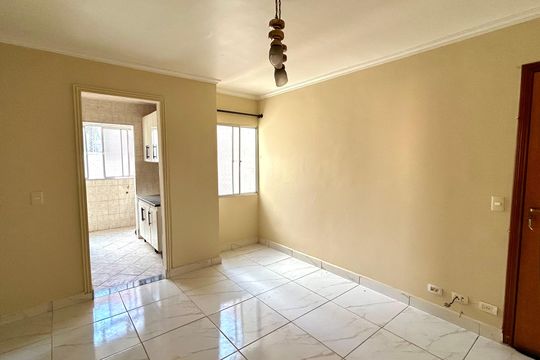 Sala de apartamento para alugar com 2 quartos, 50m² em Centro, Guarulhos