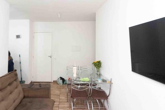 Sala de apartamento à venda com 2 quartos, 41m² em Parque São Lourenço, São Paulo