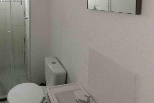 Banheiro de apartamento à venda com 2 quartos, 41m² em Parque São Lourenço, São Paulo