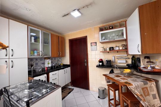 Cozinha e Área de Serviço de apartamento para alugar com 2 quartos, 115m² em Recreio dos Bandeirantes, Rio de Janeiro