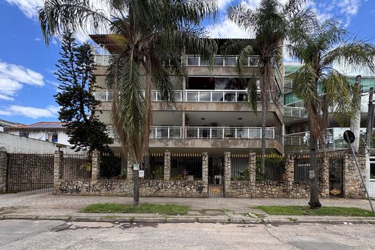 Fachada de apartamento para alugar com 2 quartos, 115m² em Recreio dos Bandeirantes, Rio de Janeiro