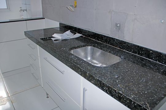 Apartamento para alugar com 2 quartos, 58m² em Jardim Tres Irmaos, Vinhedo