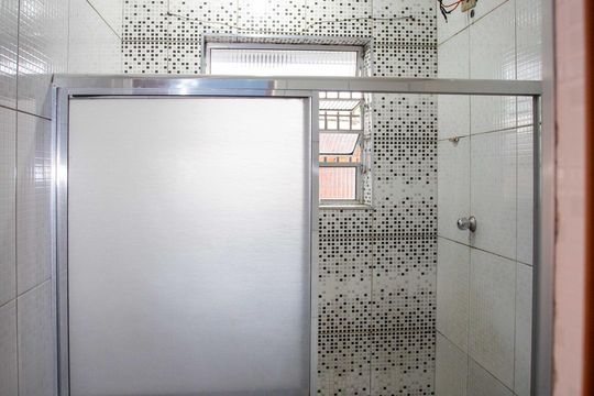 Banheiro de casa para alugar com 1 quarto, 50m² em Campanário, Diadema