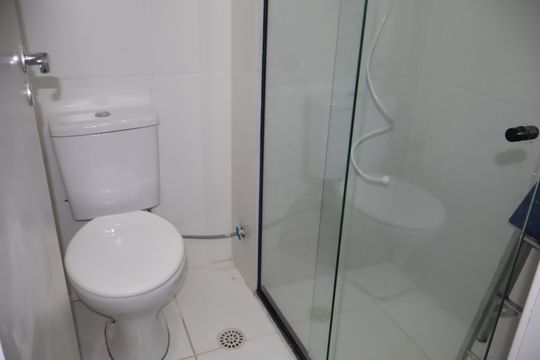 Banheiro de apartamento para alugar com 2 quartos, 38m² em Cidade São Mateus, São Paulo