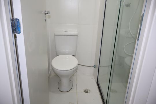 Banheiro de apartamento para alugar com 2 quartos, 38m² em Cidade São Mateus, São Paulo